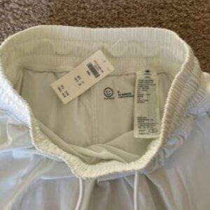 Gilly Hicks Size S White  Go Energized Shorts